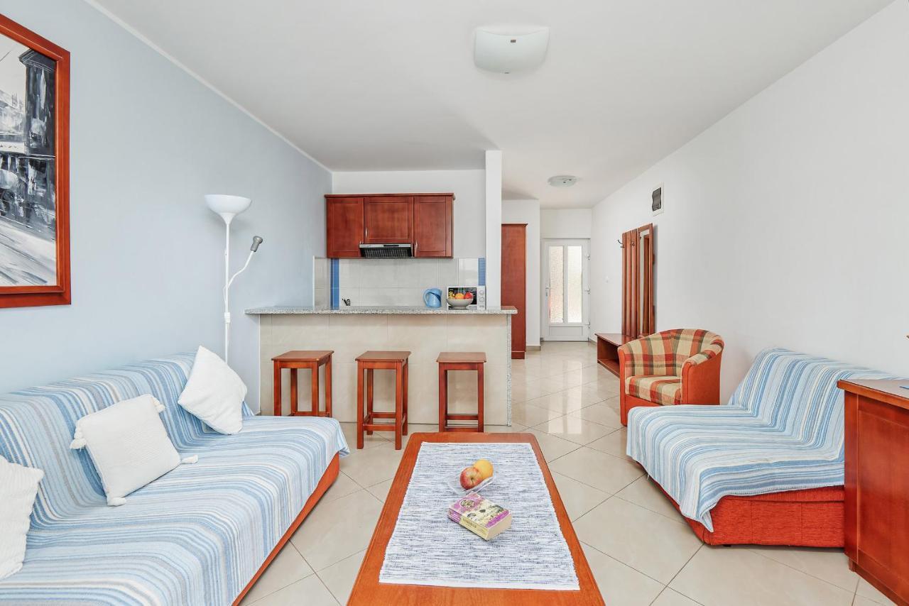 Rosic Apartments Tivat Exteriör bild