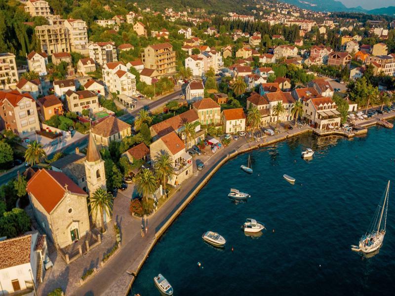 Rosic Apartments Tivat Exteriör bild